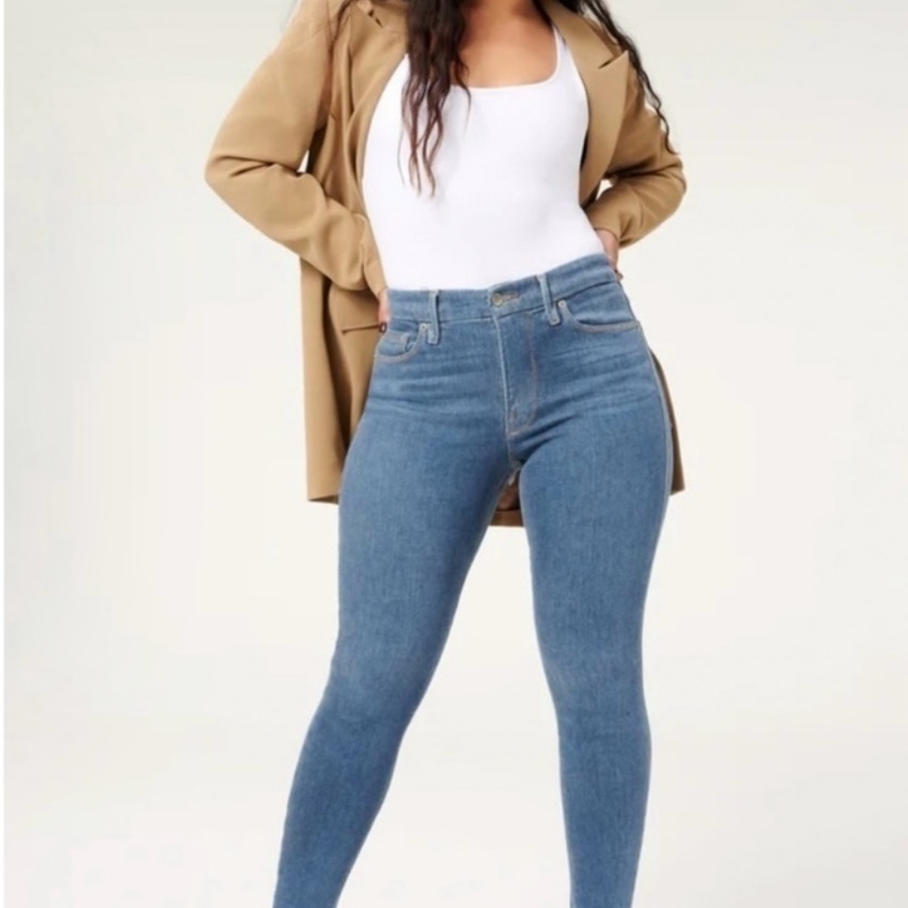Good American Calik Always Fits Good Legs
Denim Jeans High Rise 28-32 Plus Size